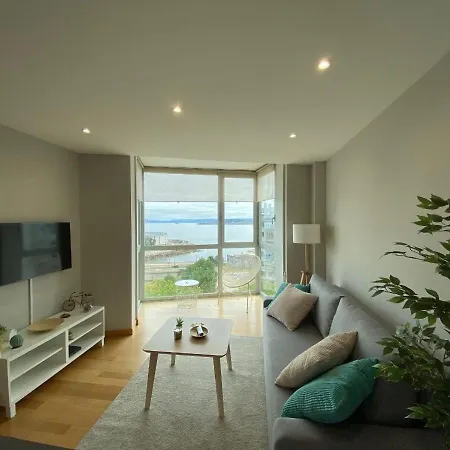Housingcoruna Avenida De Navarra * 아 코루냐